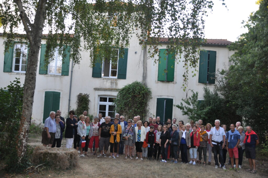 Maison volets vert Casse Mortier Saint-Rogatien